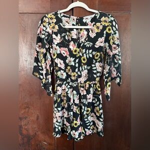 cupcakes & cashmere Floral Romper